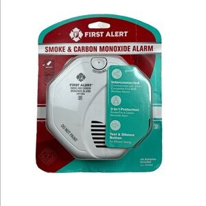 New First Alert Combination Smoke and Carbon Monoxide Detector